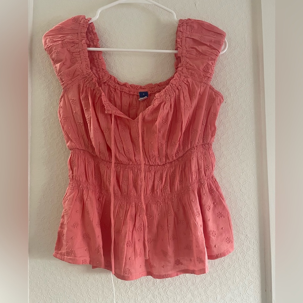 Salmon Pink Old Navy Fitted Top